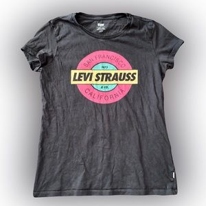 LEVI’S BLACK & PINK LOGO TEE SHIRT // SIZE SMALL🖤